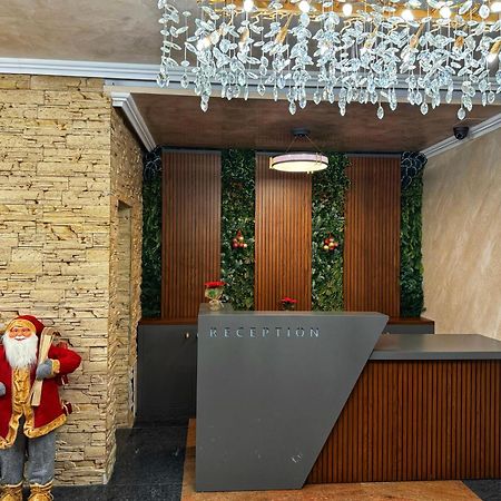 Hotel Diamant Dospat Bagian luar foto