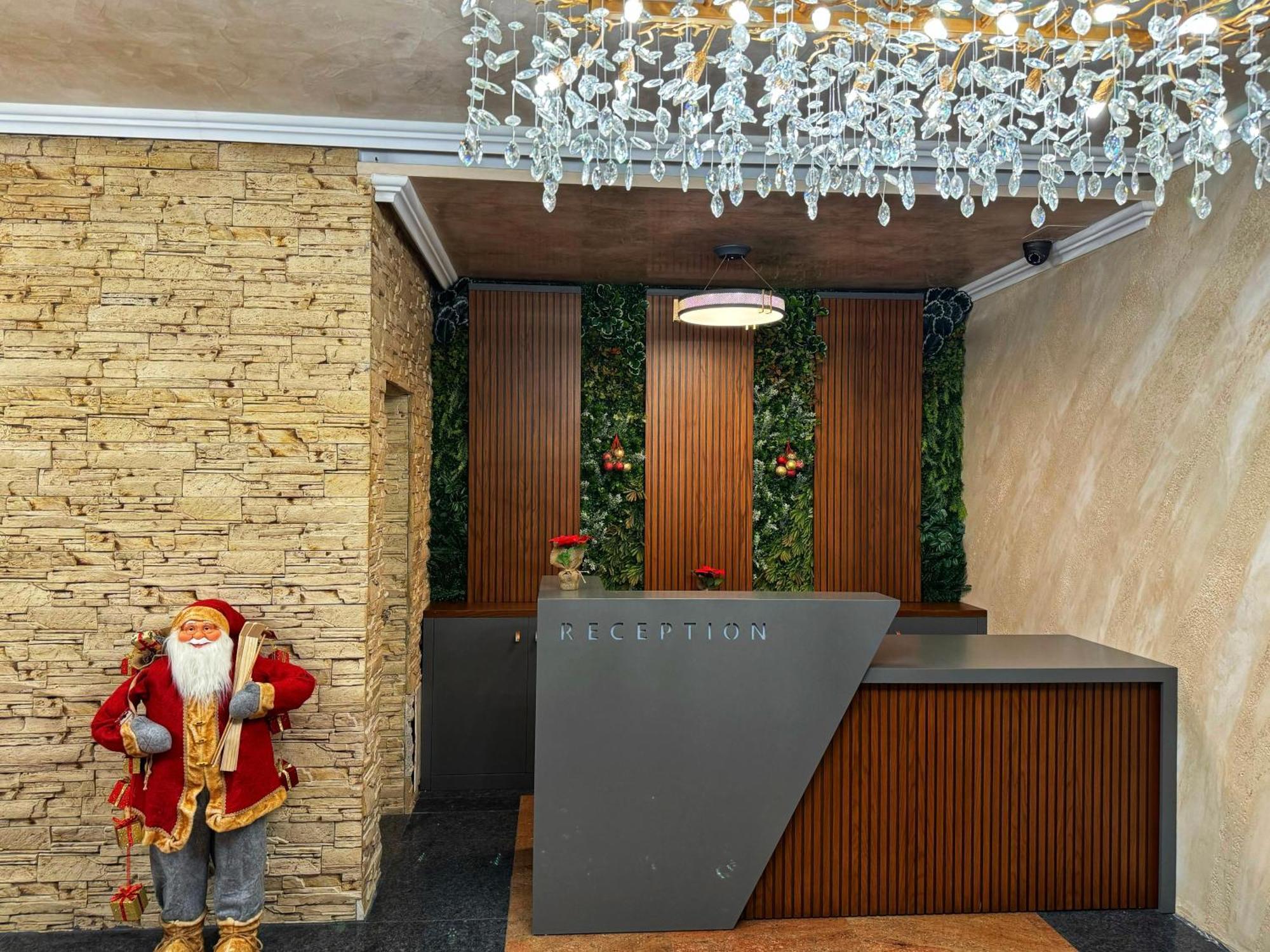 Hotel Diamant Dospat Bagian luar foto