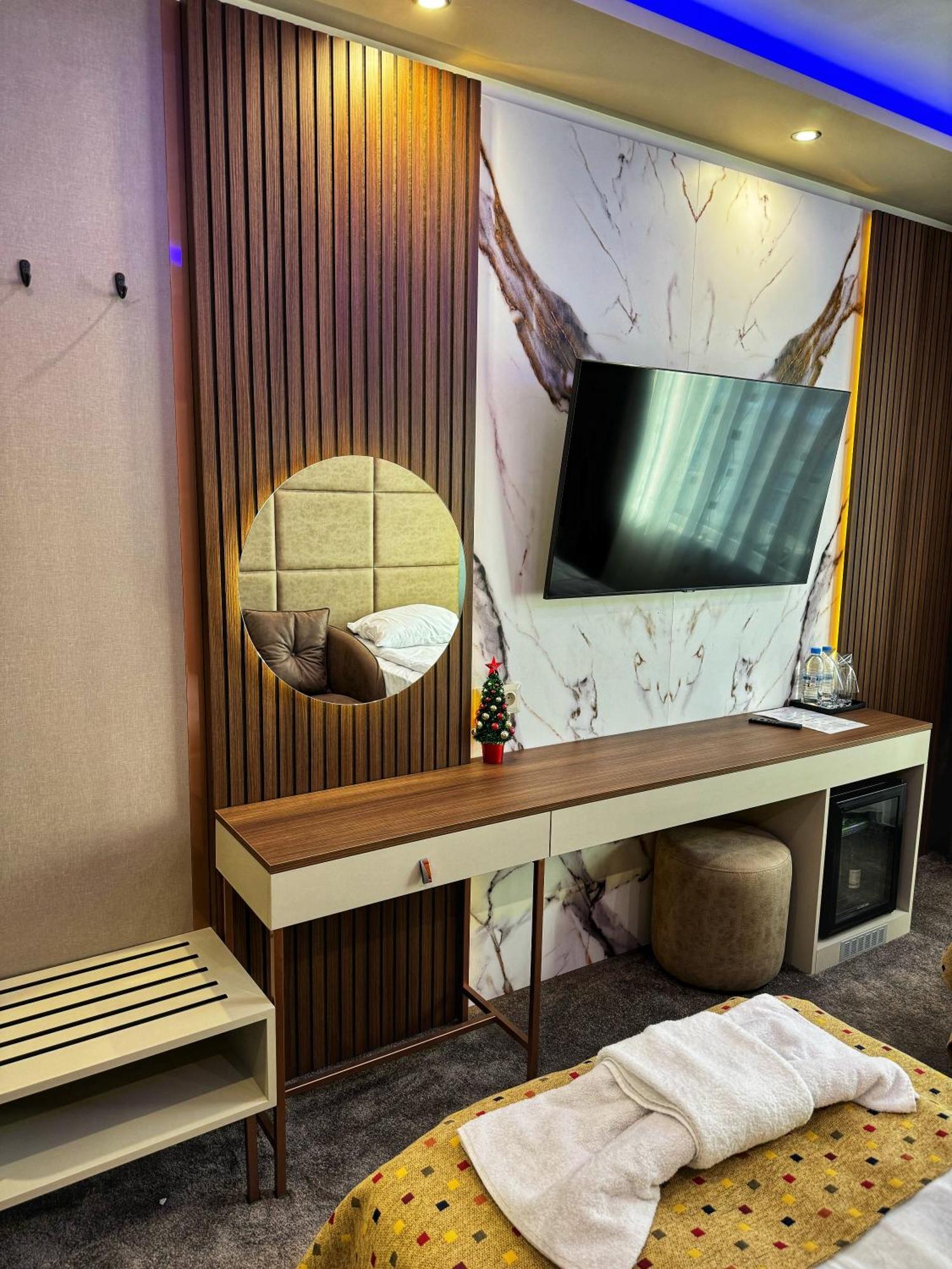 Hotel Diamant Dospat Bagian luar foto