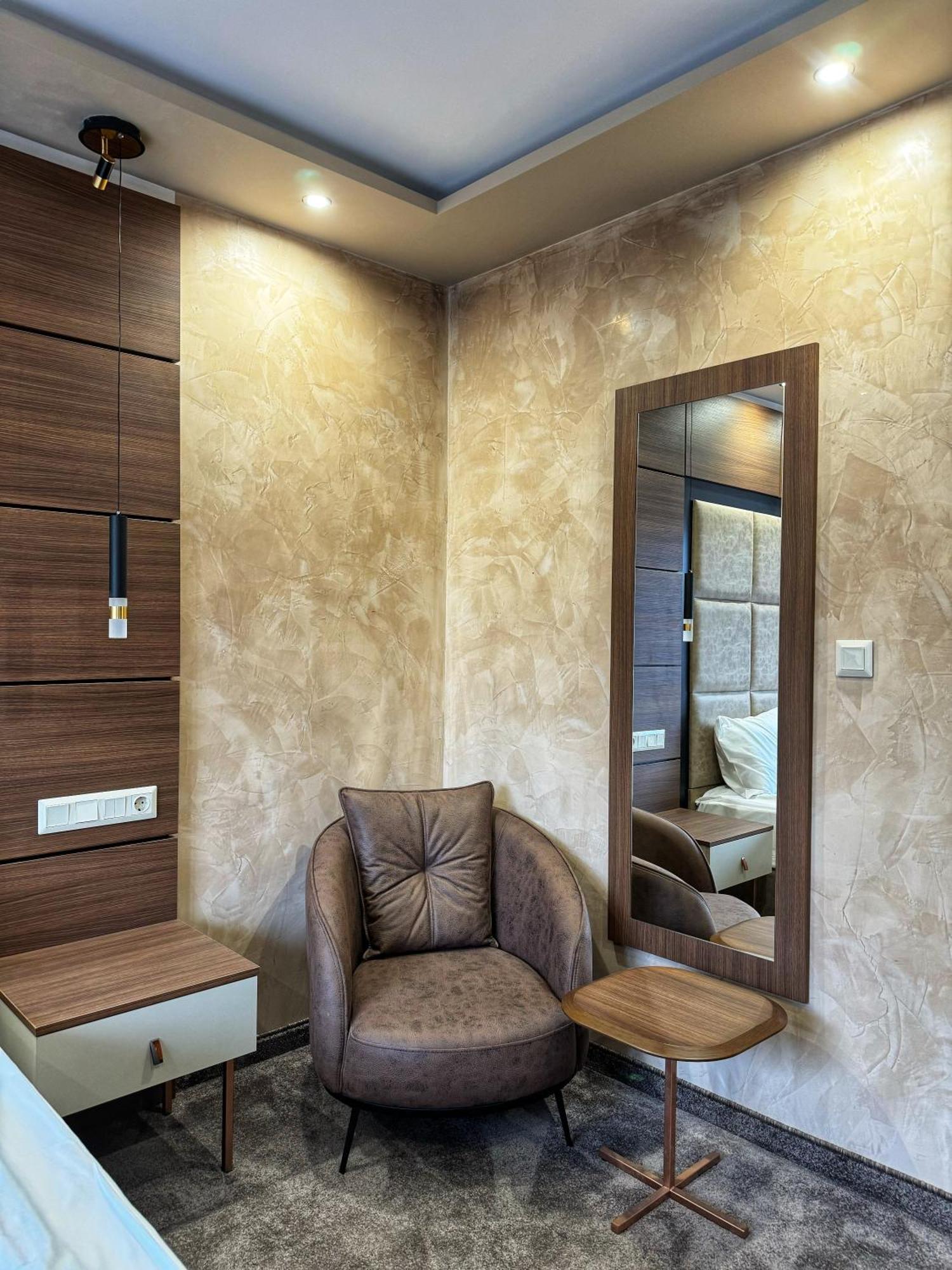 Hotel Diamant Dospat Bagian luar foto