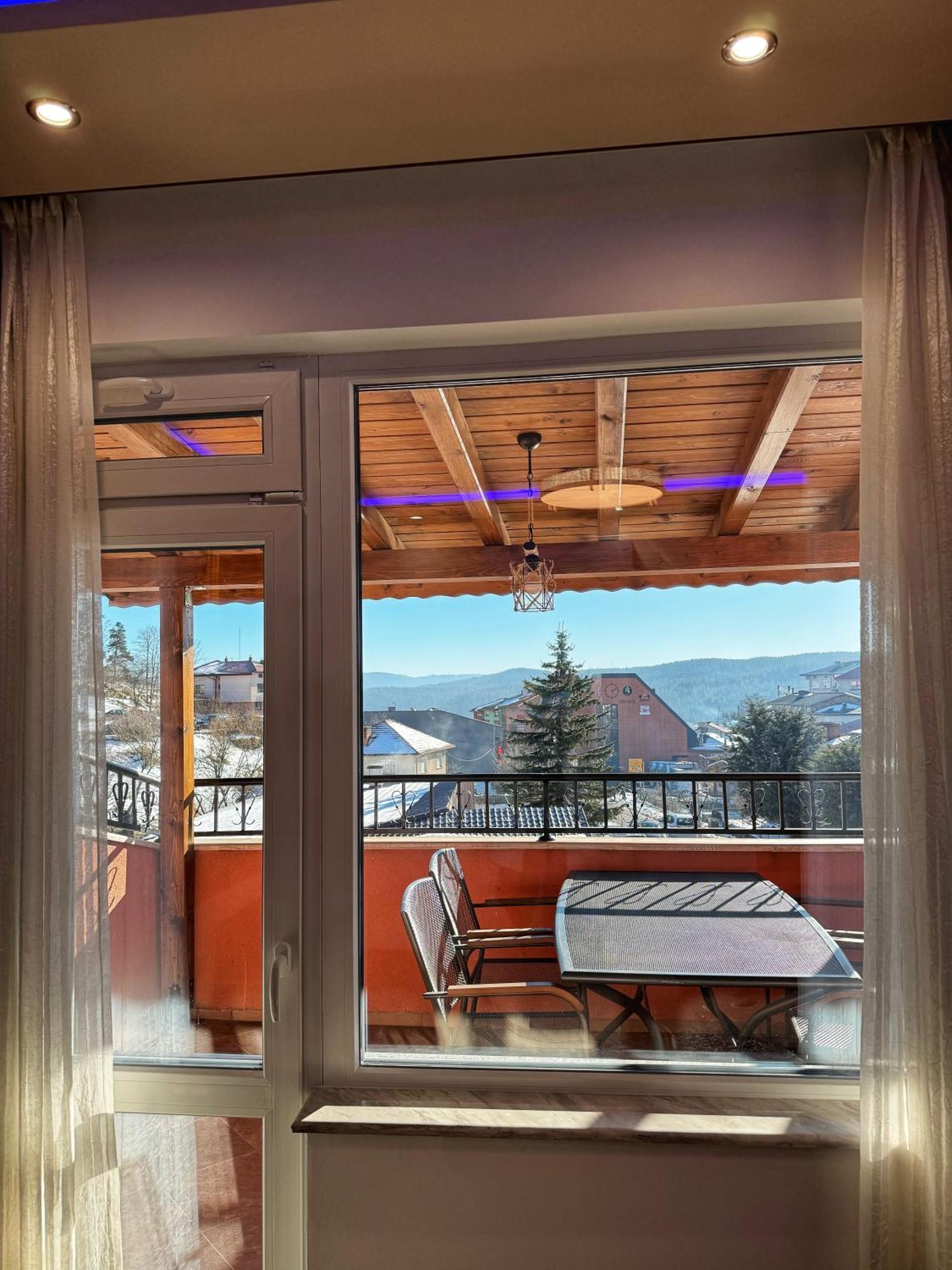 Hotel Diamant Dospat Bagian luar foto